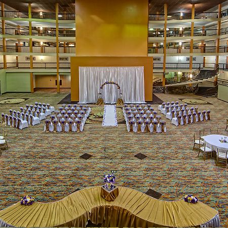 Clarion Hotel & Suites Conference Center Memphis Airport Exteriör bild