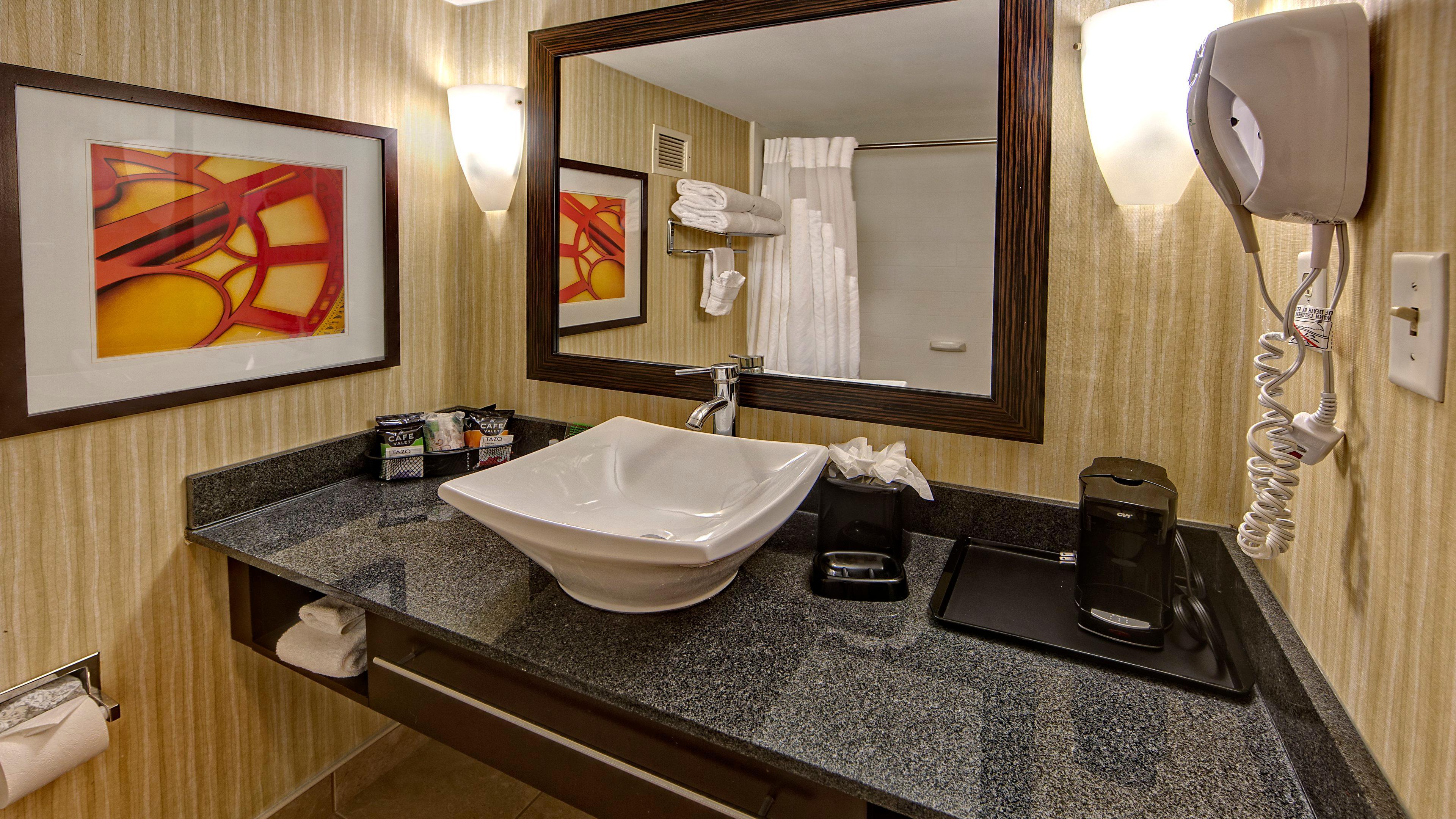 Clarion Hotel & Suites Conference Center Memphis Airport Exteriör bild