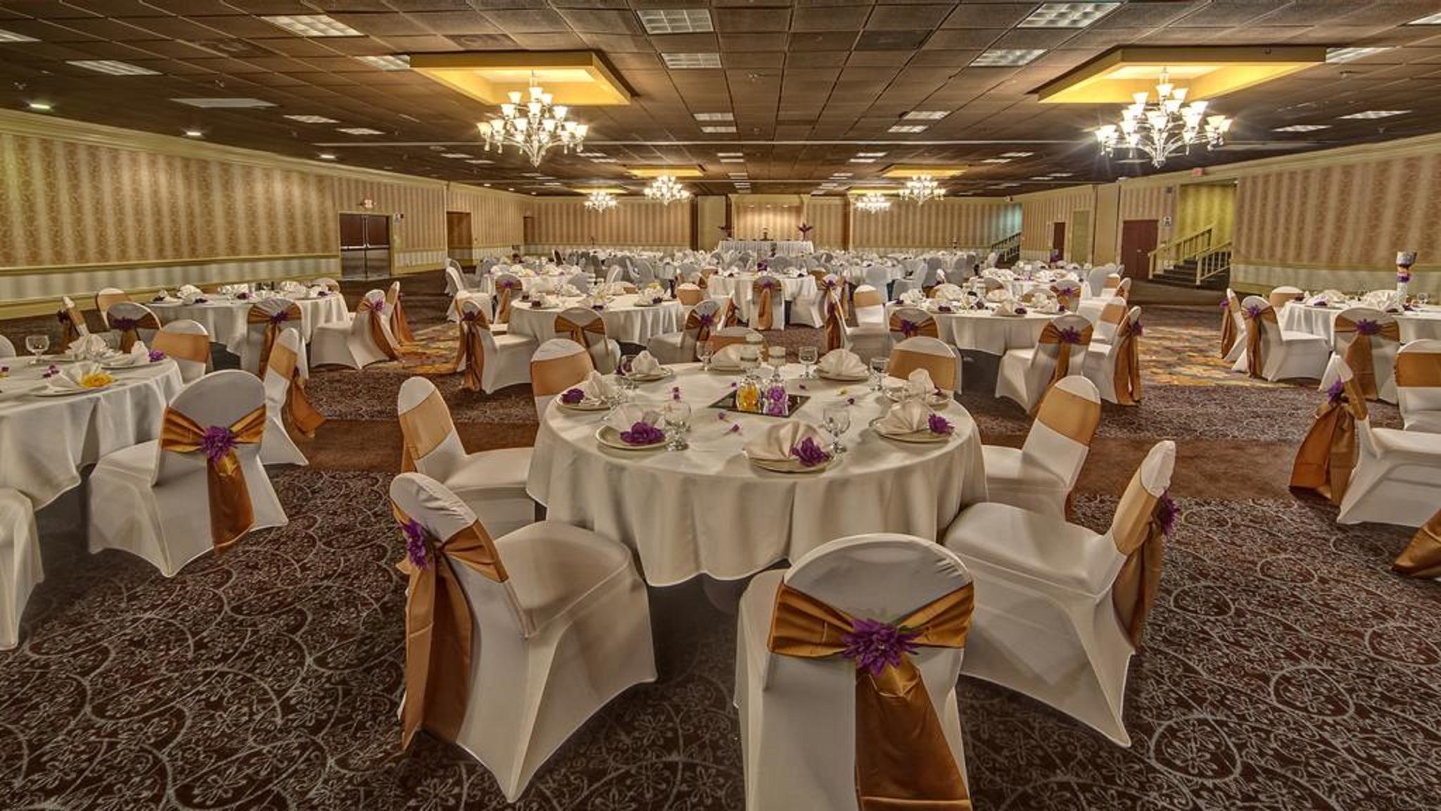 Clarion Hotel & Suites Conference Center Memphis Airport Exteriör bild