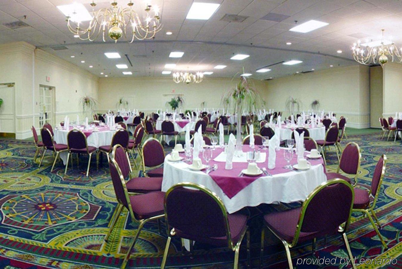Clarion Hotel & Suites Conference Center Memphis Airport Exteriör bild