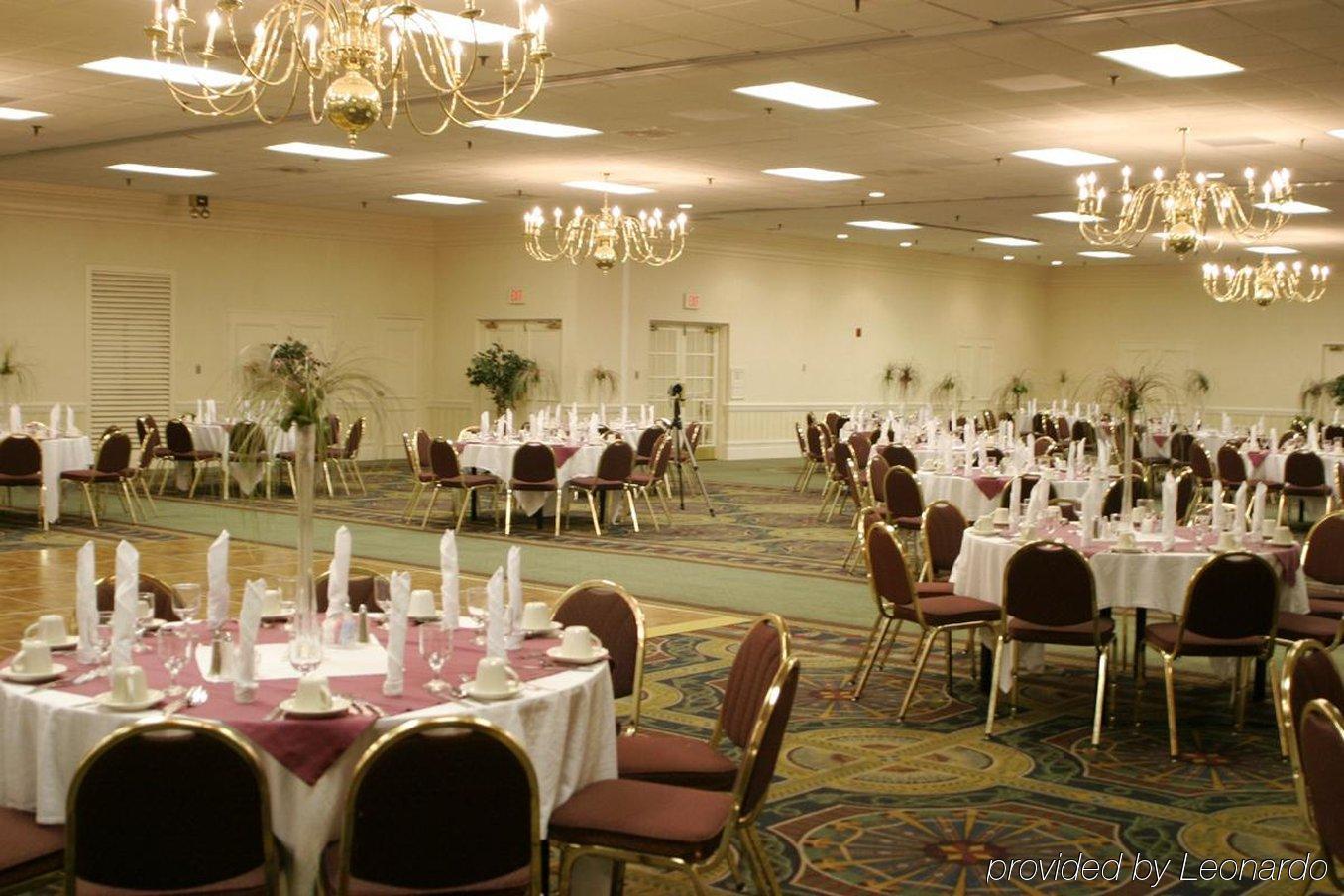 Clarion Hotel & Suites Conference Center Memphis Airport Exteriör bild